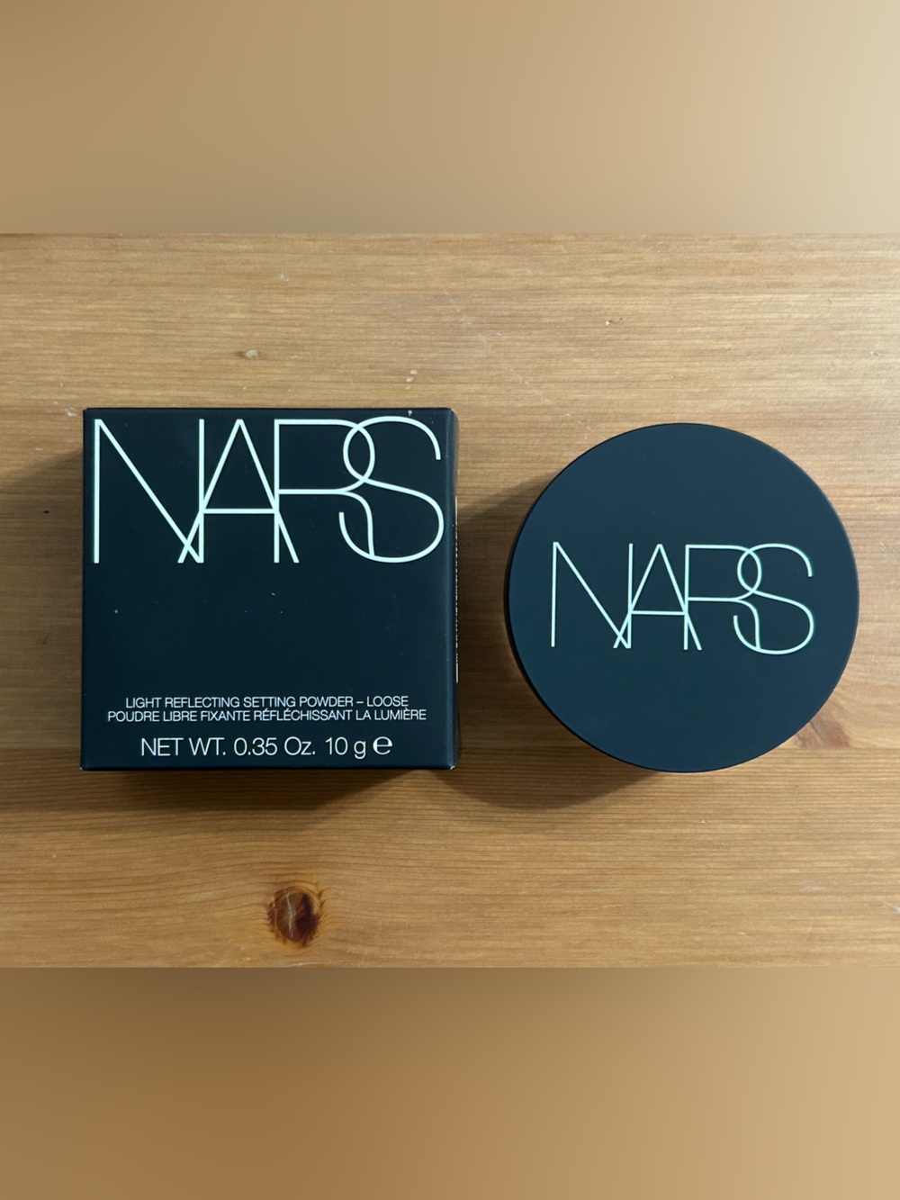 NARS LIGHT REFLECTING SETTING POWDER In Translucent Crystal